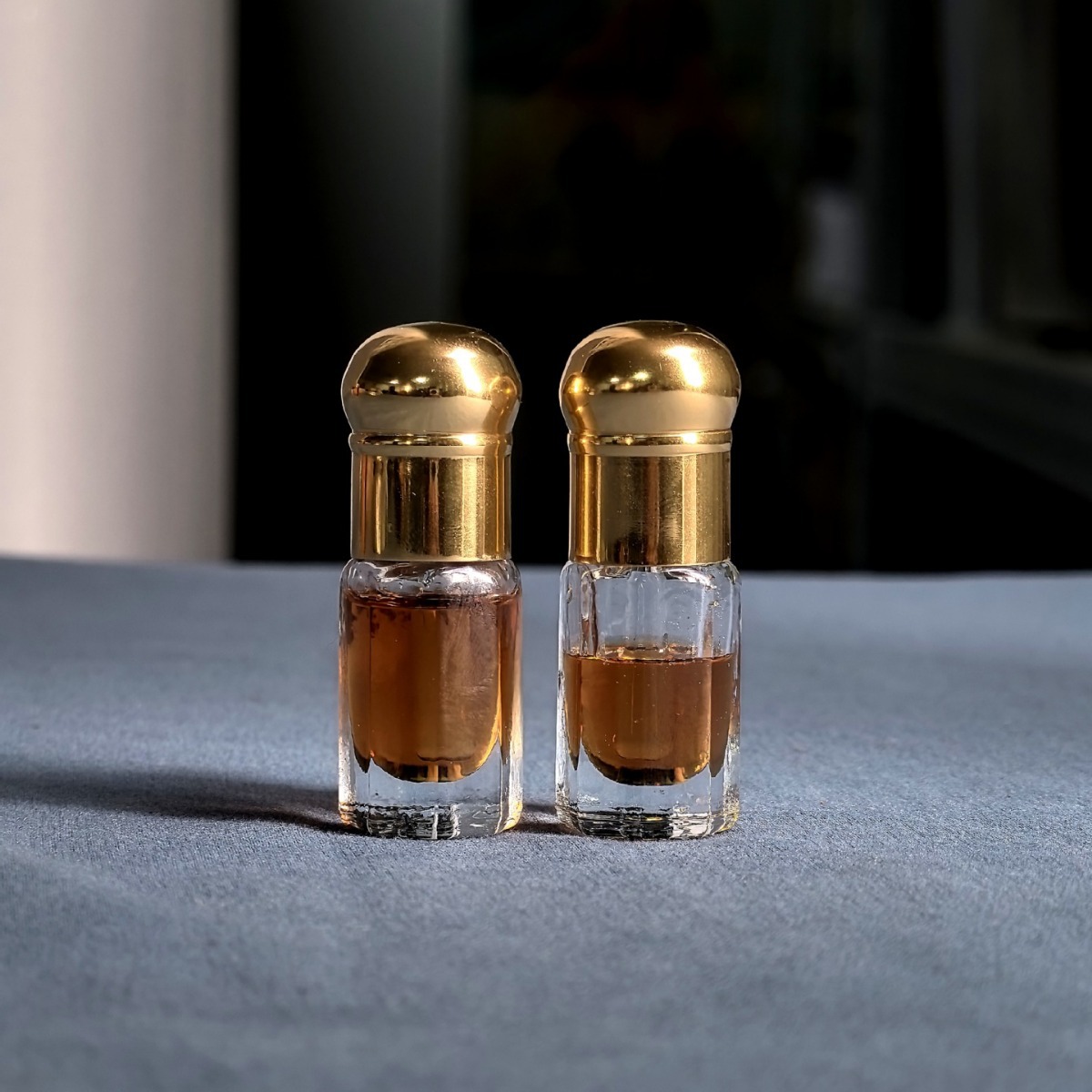 Natürliches ätherisches Öl aus – Sandalwood Perfume Oil Bewertung und Preis